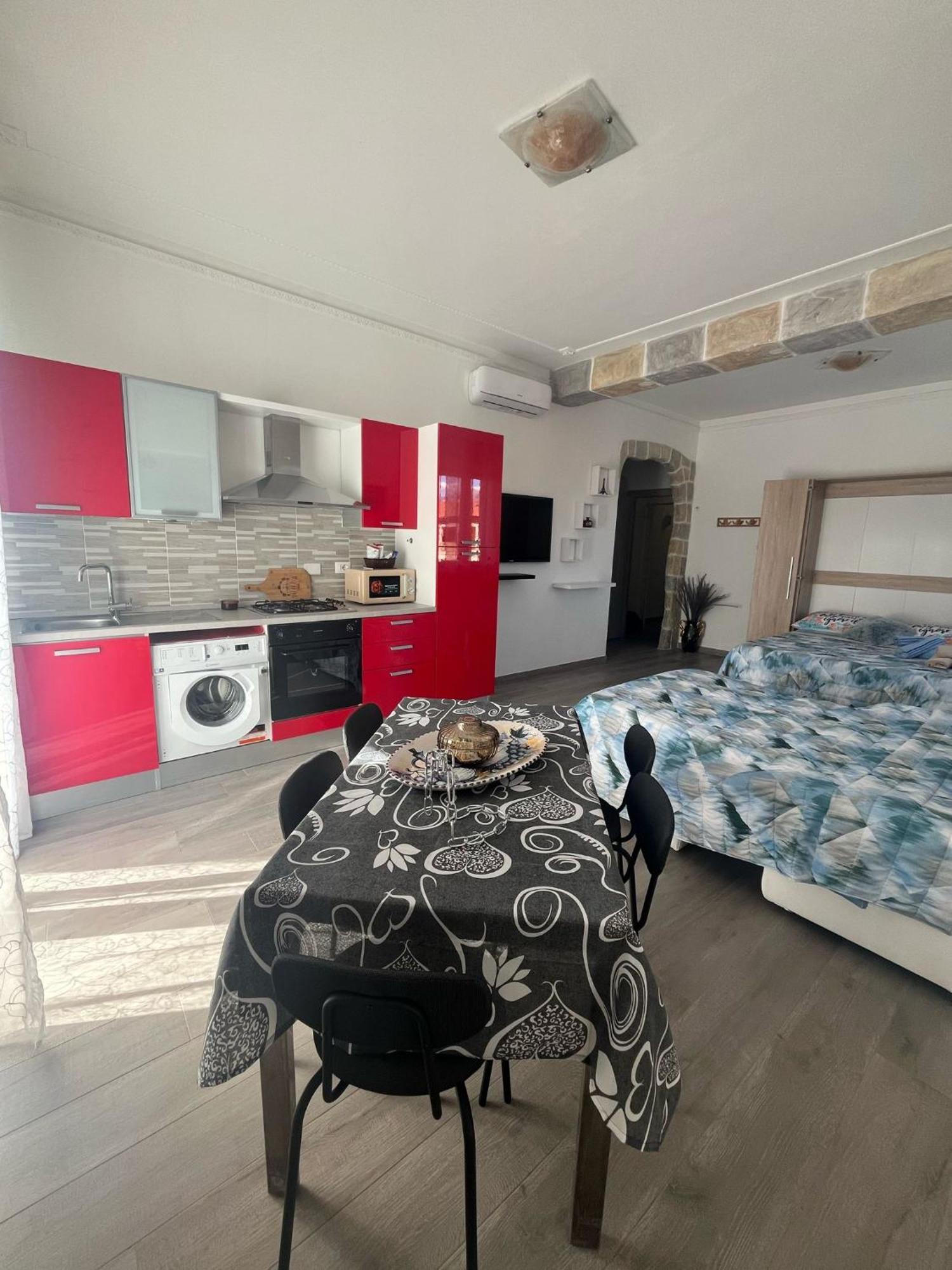 Relax1 Apartment Romito Magra Bagian luar foto